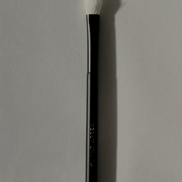 Eyeshadow Crease Brush E03-DM – Bristles Beauty